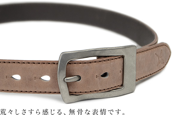 荒々しさすら感じる、無骨な表情です。
